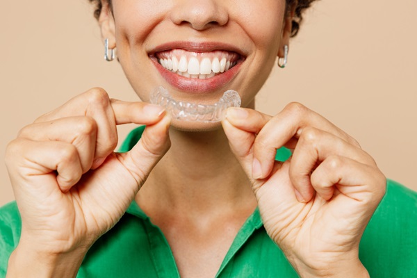 Do I Need To Use A Retainer After An Invisalign Treatment?